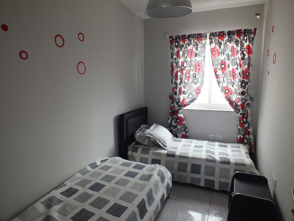 Penthouse Next To The * Marsaskala